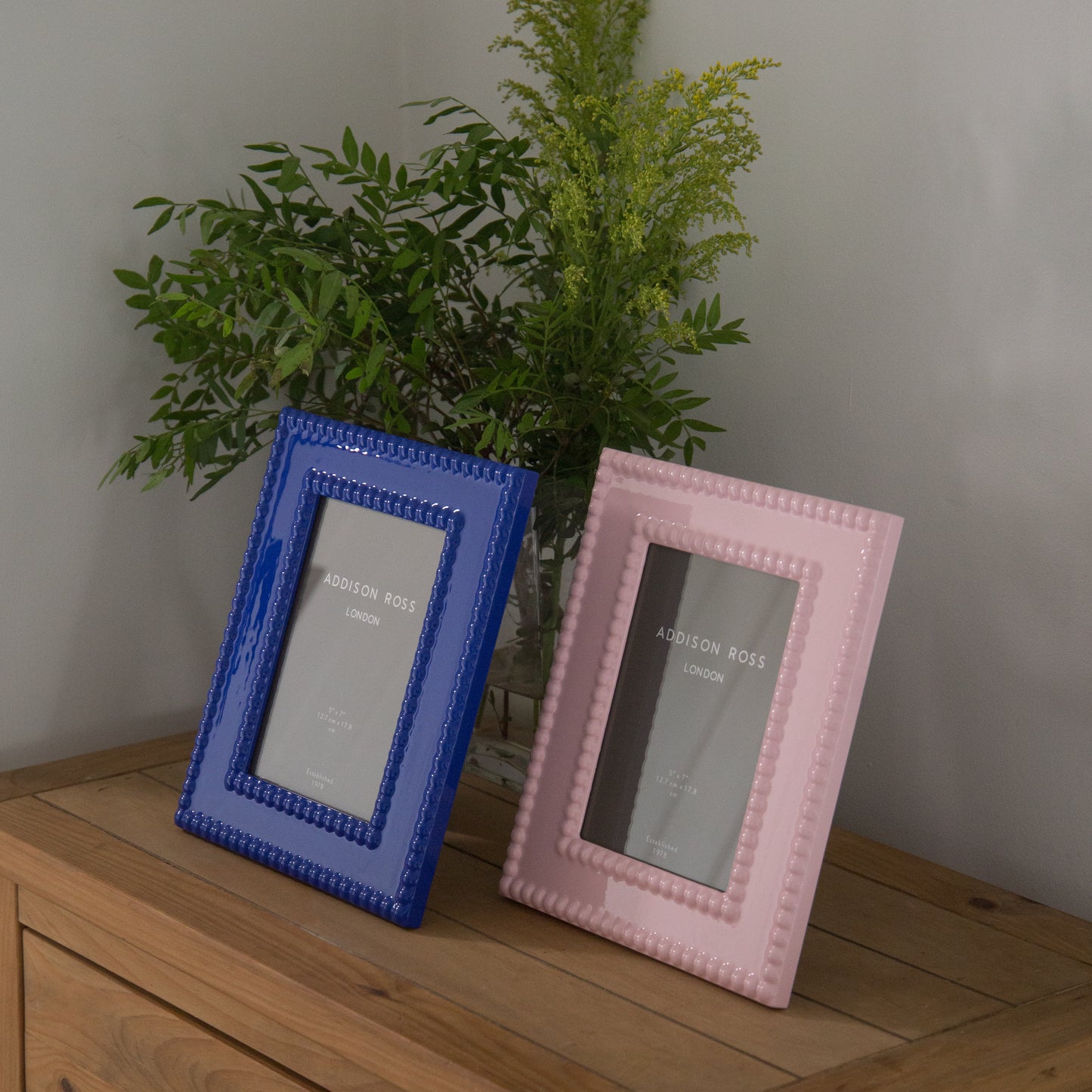 Addison Ross Luxury Lacquer Bobbin Frame in Pink