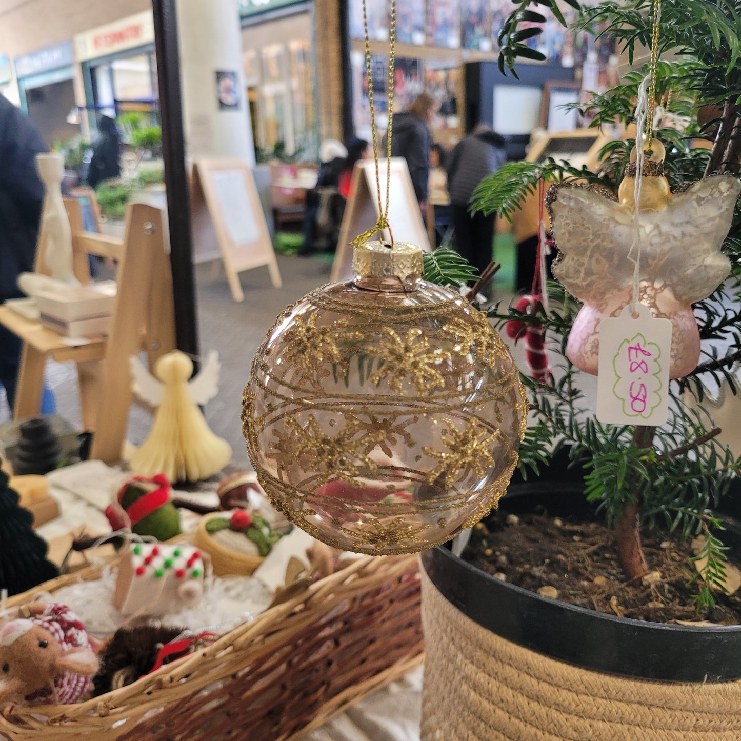 Bloomingville Ciana Clear Glass Christmas Bauble in Gold