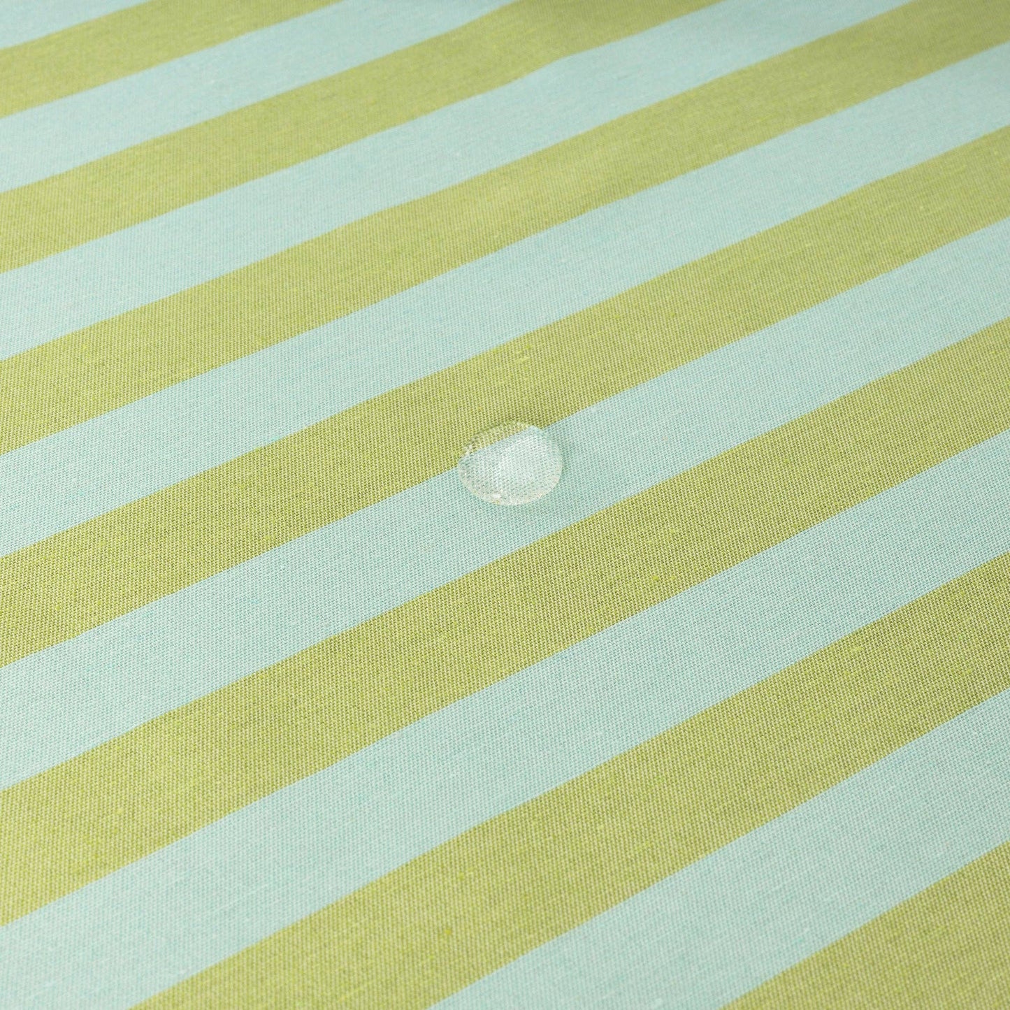 SG Hogar Jacquard Tablecloth in Pistachio and Turquoise