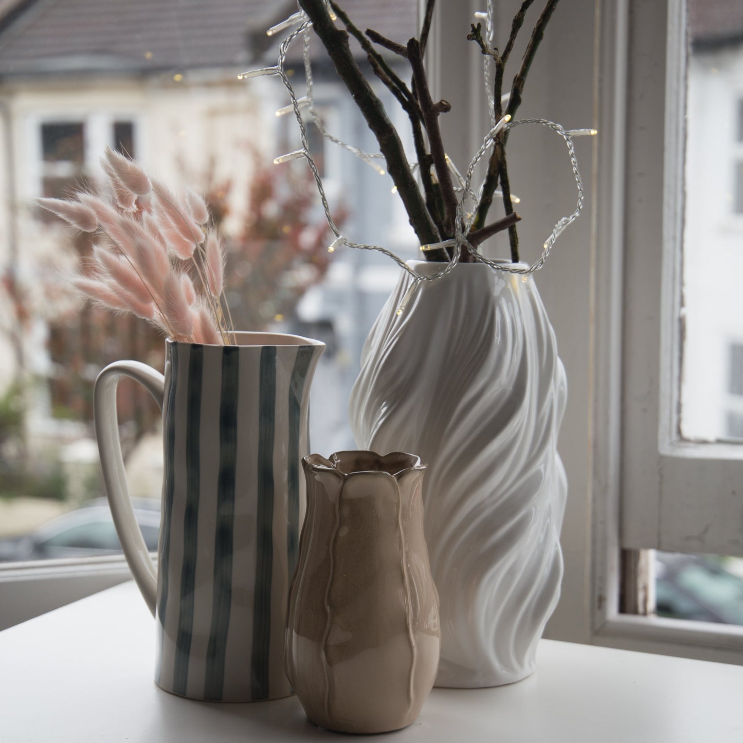 Bloomingville Sanak Vase in White Ceramic