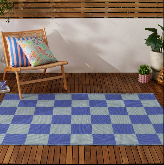 Checkerboard Outdoor 100% Recycled Rug