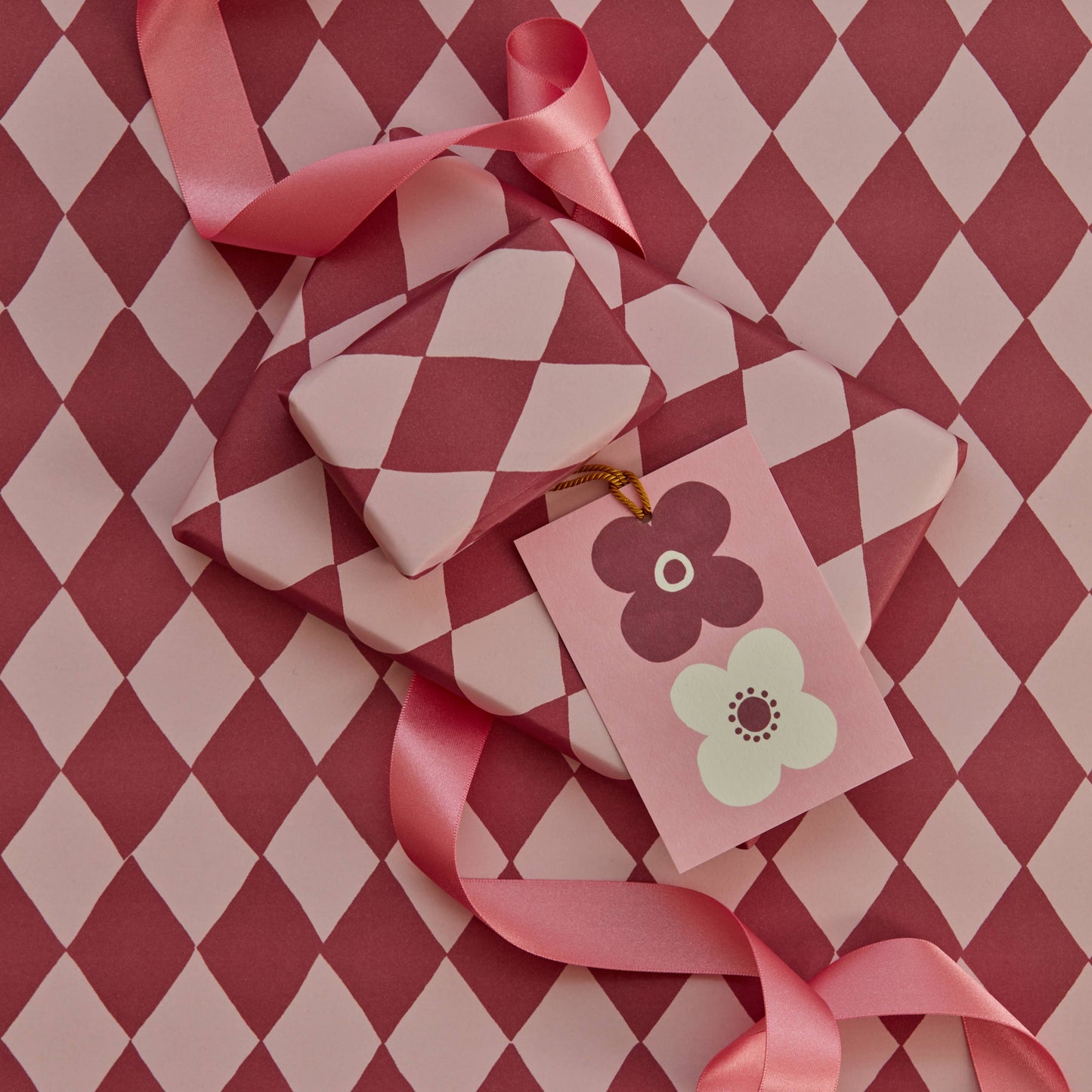 Heather Evelyn Diamond Gift Wrap Mauve Pink