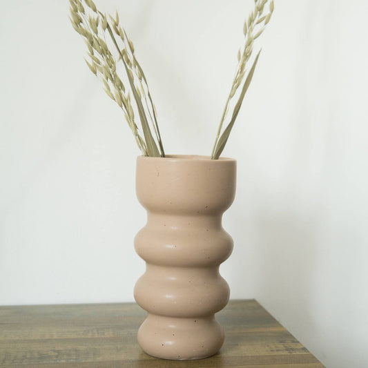 Vintage and Preloved Ribbed Vase in Beige Speck