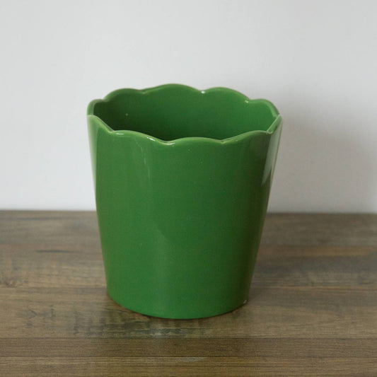 Vintage and Preloved Green Ruffled Edge Planter