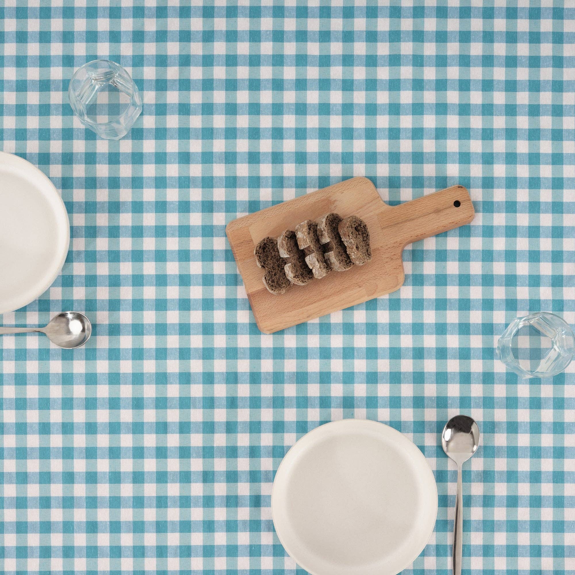 SG Hogar Light Blue Gingham Tablecloth in Various Sizes