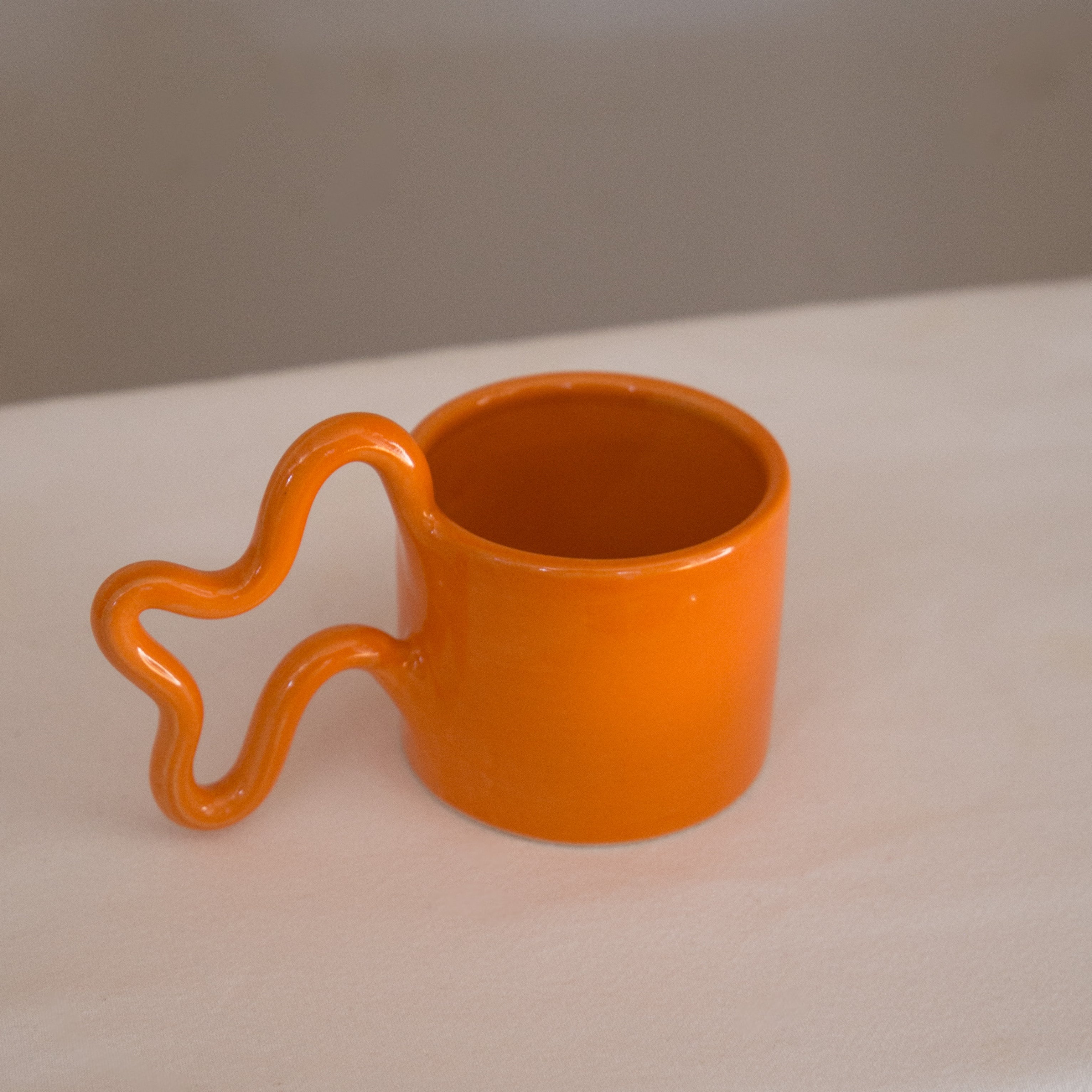 Florence MyTum Handmade Ceramic Wiggle Mug
