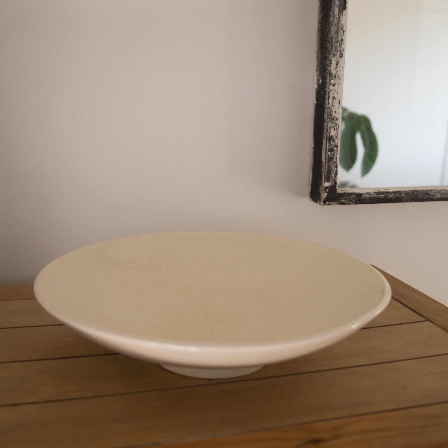 Vintage & Pre-Loved Ceramic Display Plate