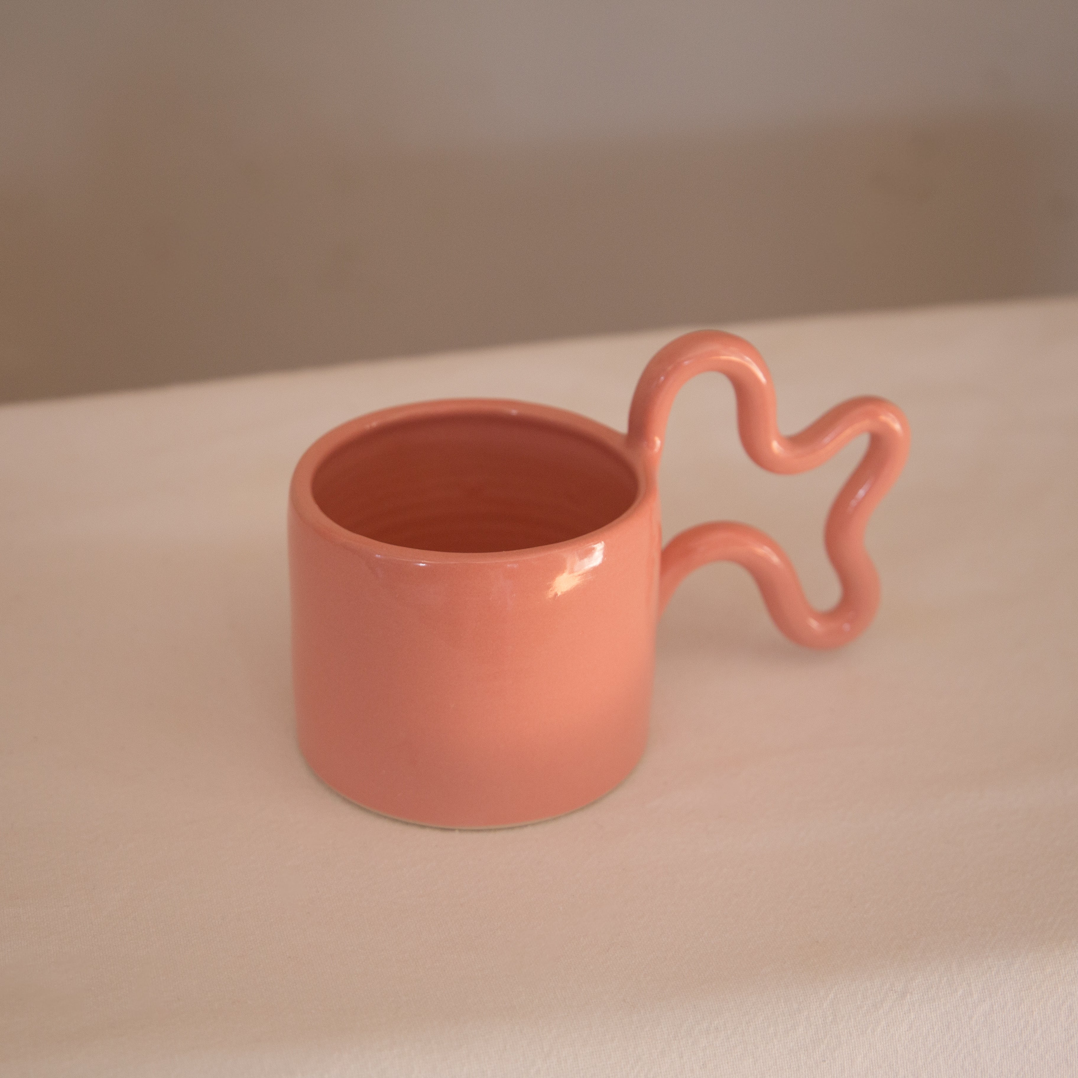 Florence MyTum Handmade Ceramic Wiggle Mug