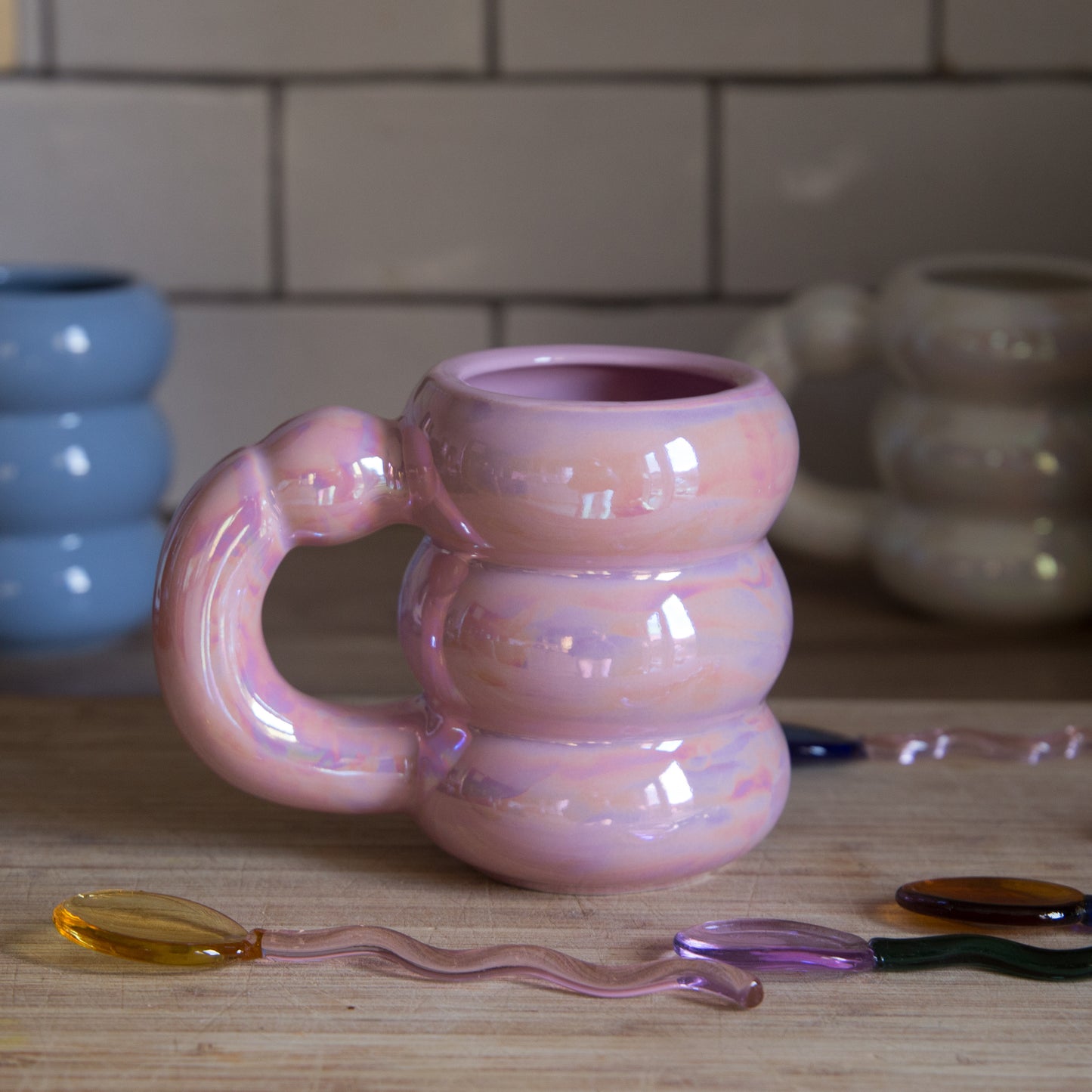 Ivore Group Ceramic Circle Bubble Mugs in Various Colours