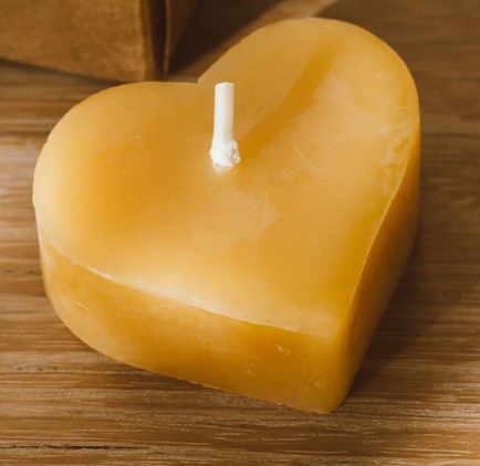 Organic Heart Beeswax Tealight