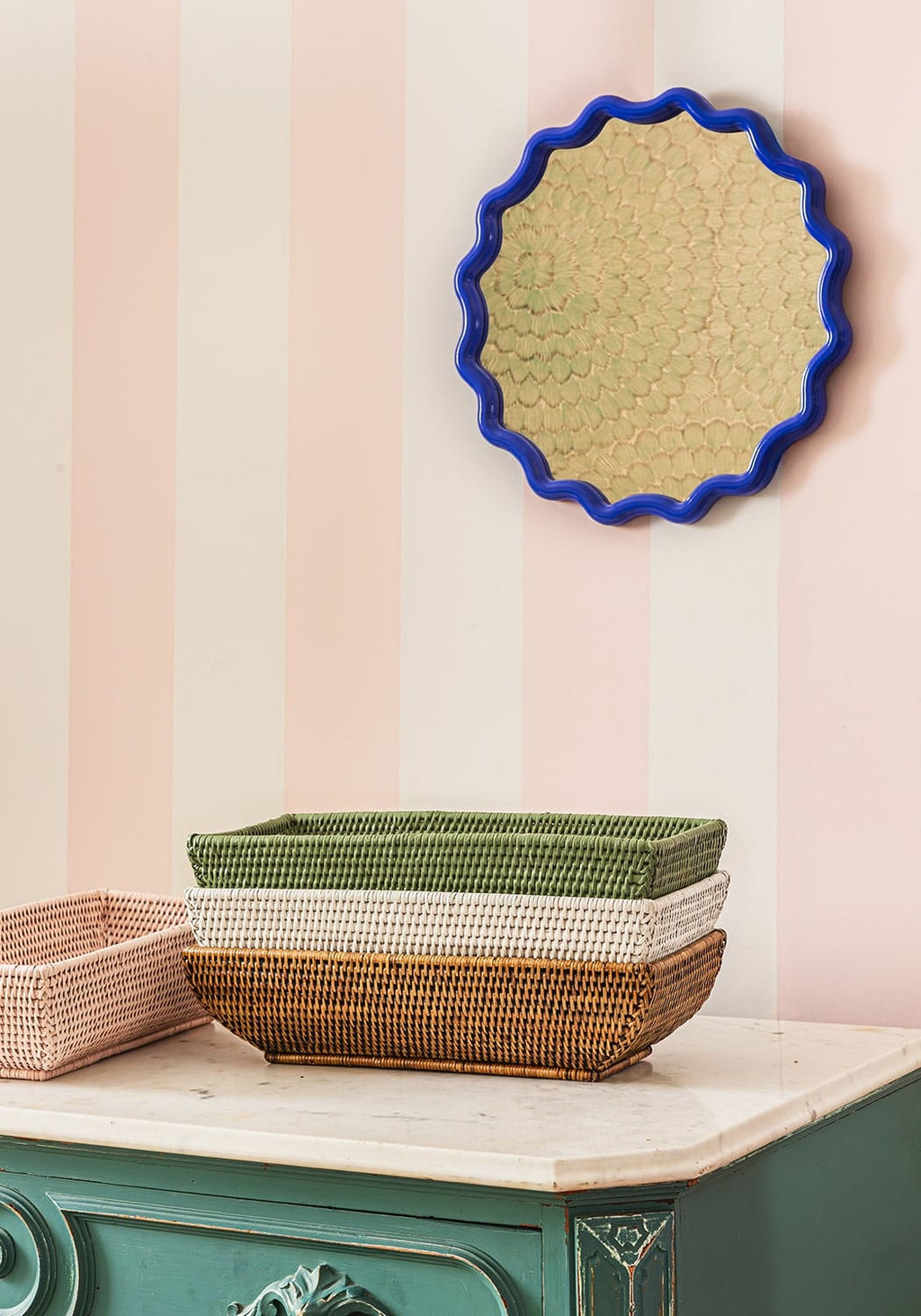 Casa Daisy Scallop Mirror in Cobalt