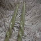 soy-wax-candle-spiral-leaf-green